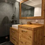 Comfortable House - 4 People - Quiet Chalet